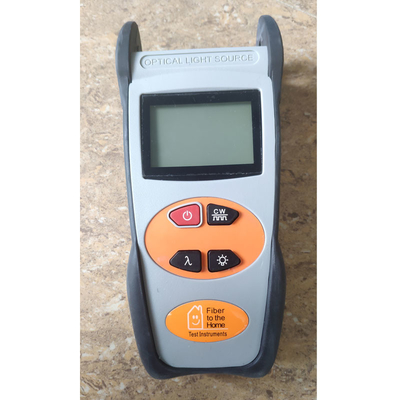 Máy đo công suất quang cầm tay đầy đủ chức năng Độ phân giải của màn hình 0,01